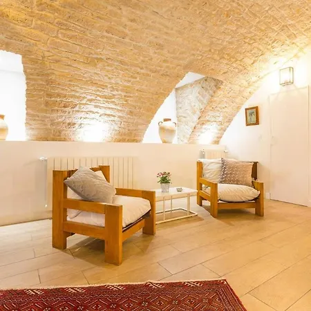 Le Cellier Des Ducs Apartment *