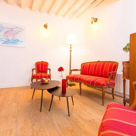 Le Cellier Des Ducs Apartment *